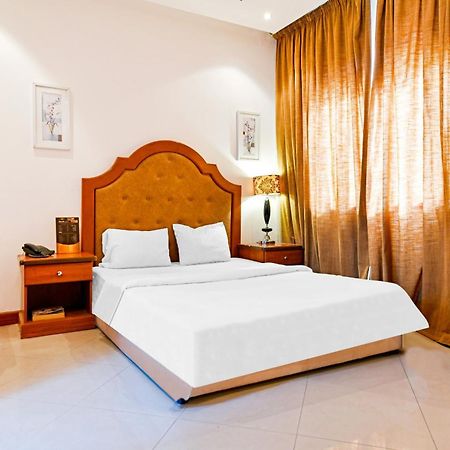 OYO 118 Revira Hotel Manama Exterior foto