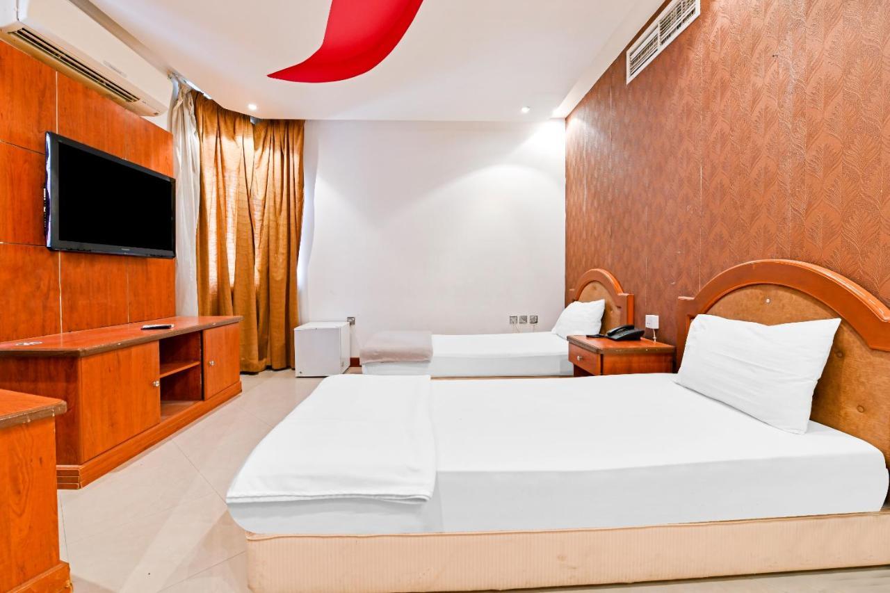 OYO 118 Revira Hotel Manama Exterior foto